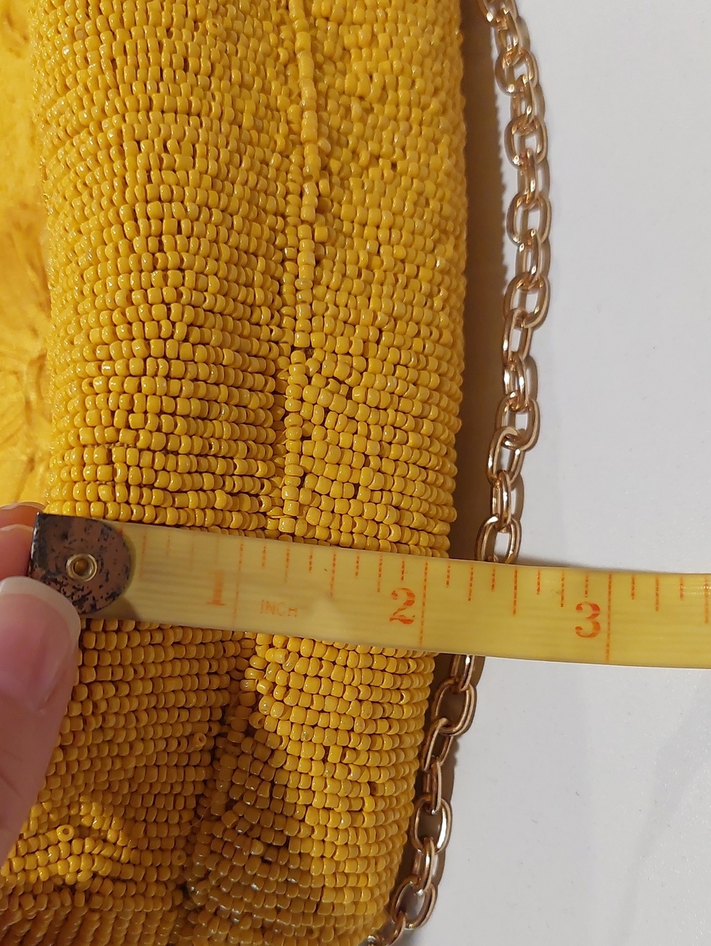 Lulu's Stay Chic Yellow Beaded Wooden Circle Handle Bag - Picture 13 of 14